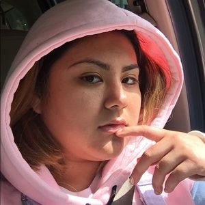 Meet your Posher, Abby